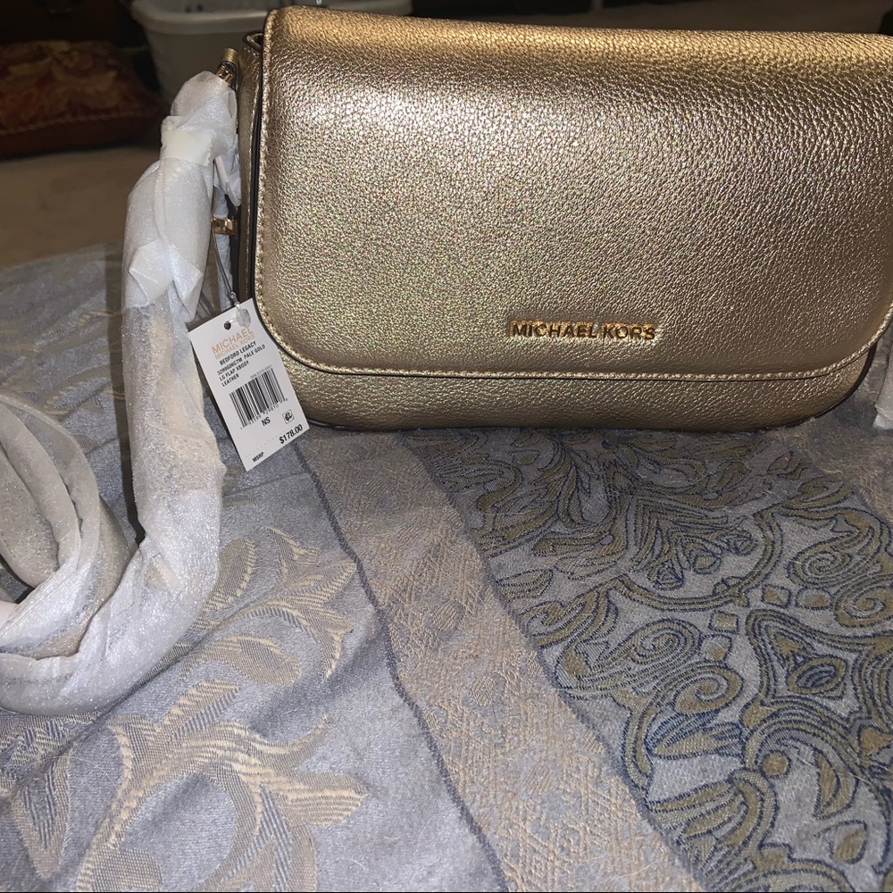 Michael Kors Bedford Legacy Large Flap Crossbody Pale Gold. New with tags